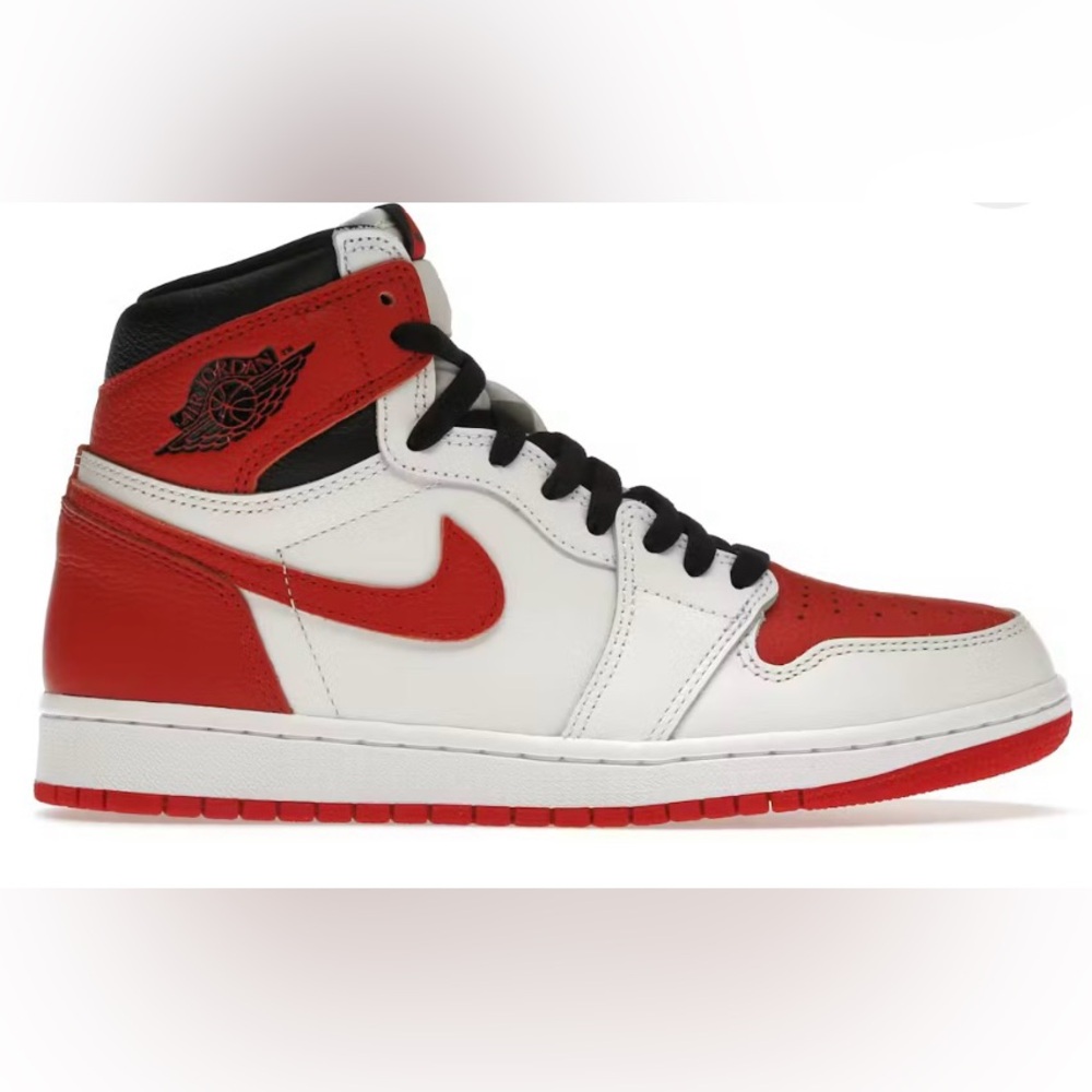 Jordan 1 Retro High OG - Red & Black - Sz 7.5